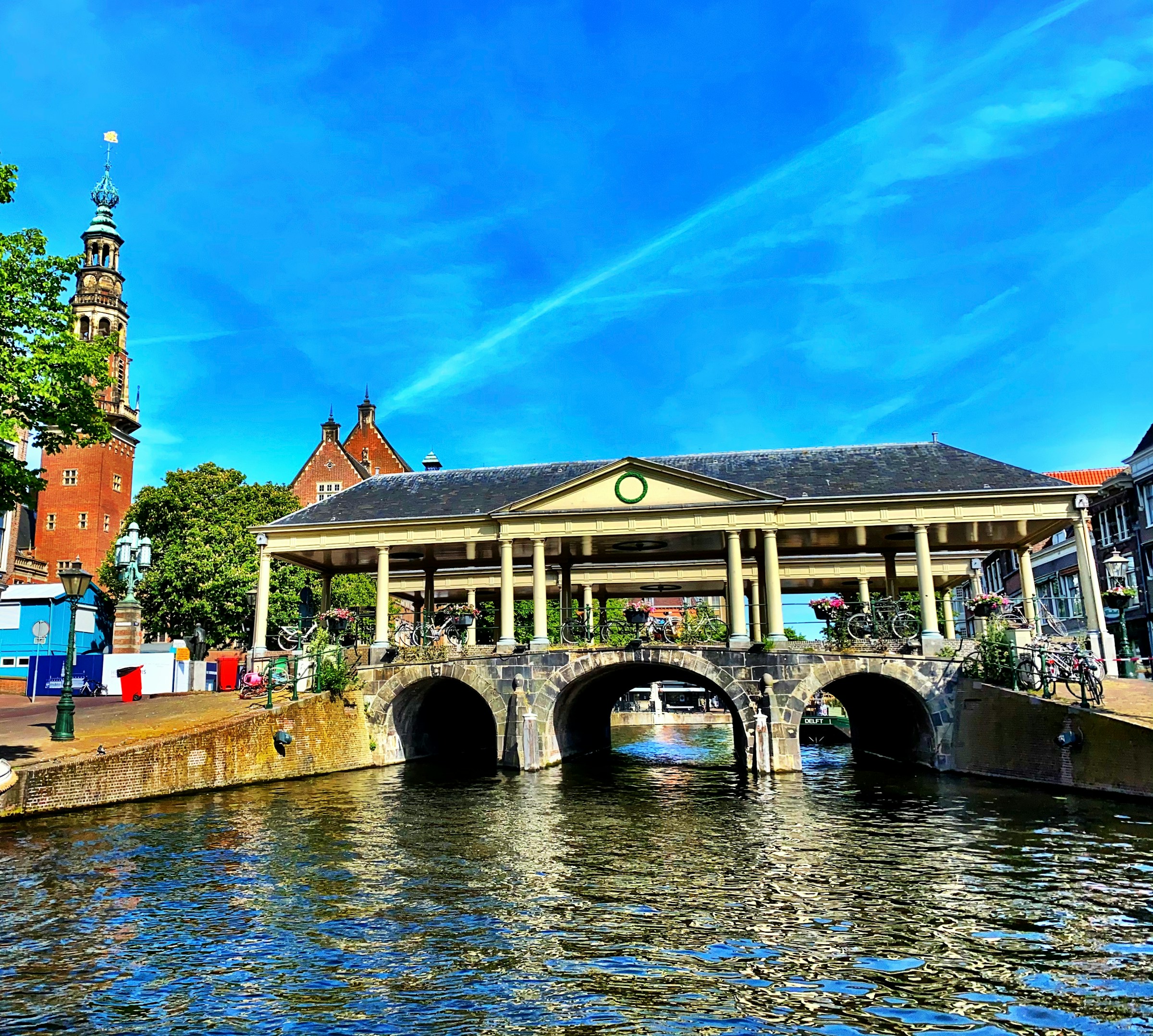 Leiden canals at Leiden