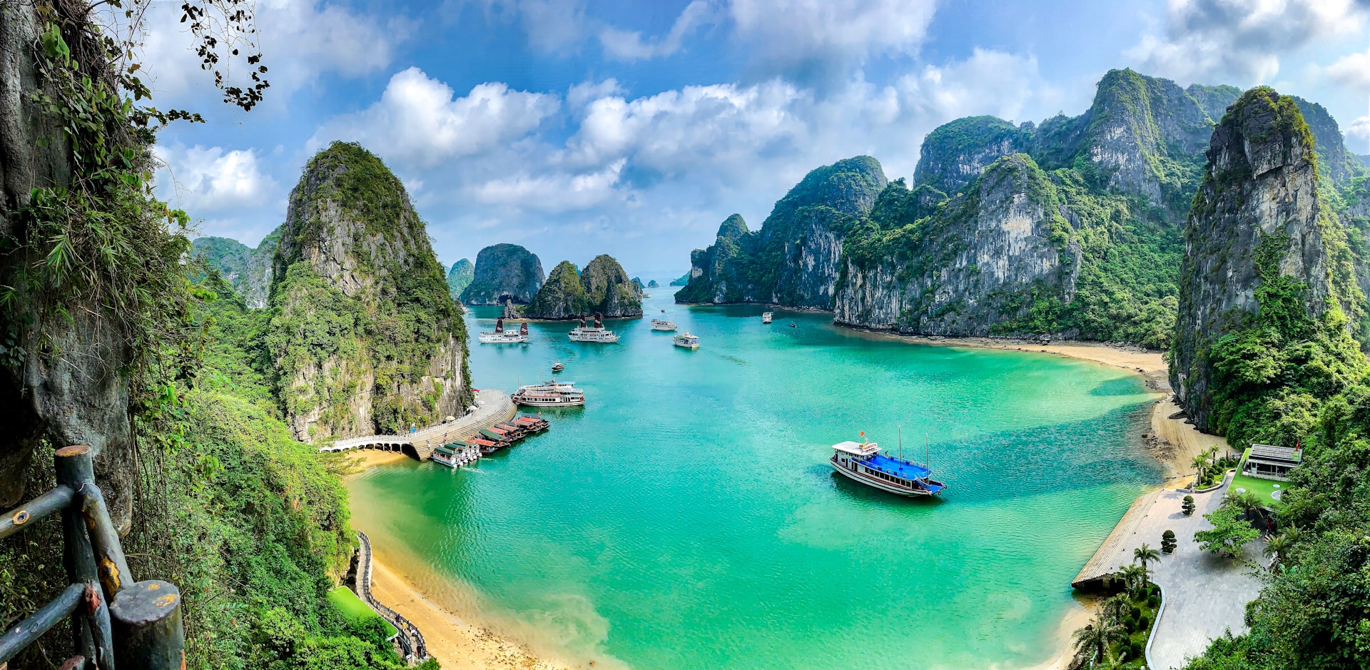 Vietnam Ha Long Bay in Vietnam