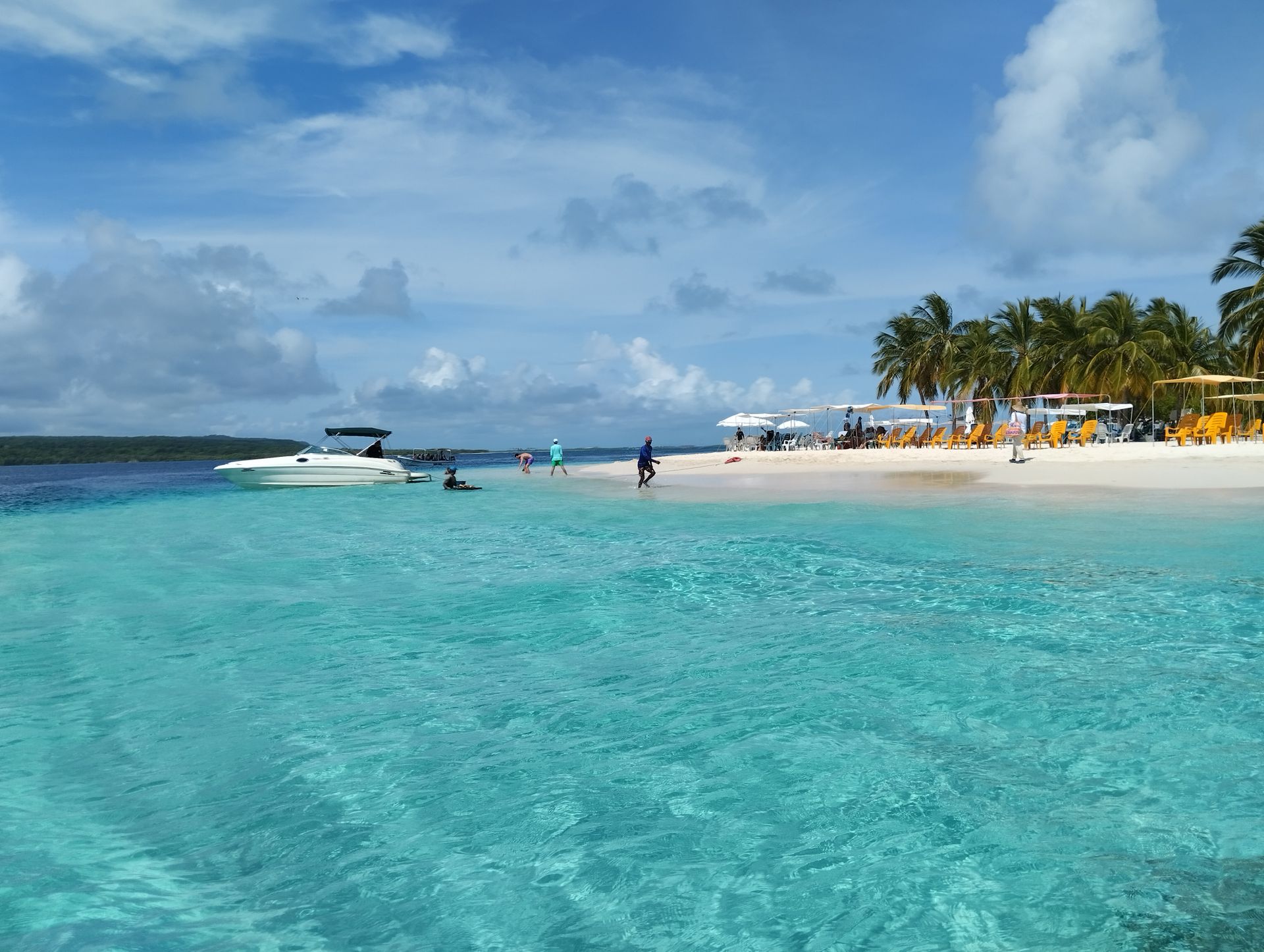 Cayo Sombrero in Morrocoy National Park