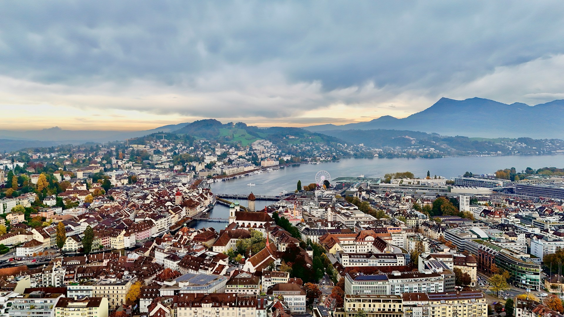 Chapel Bridge, historic Old Town and Lake Lucerne